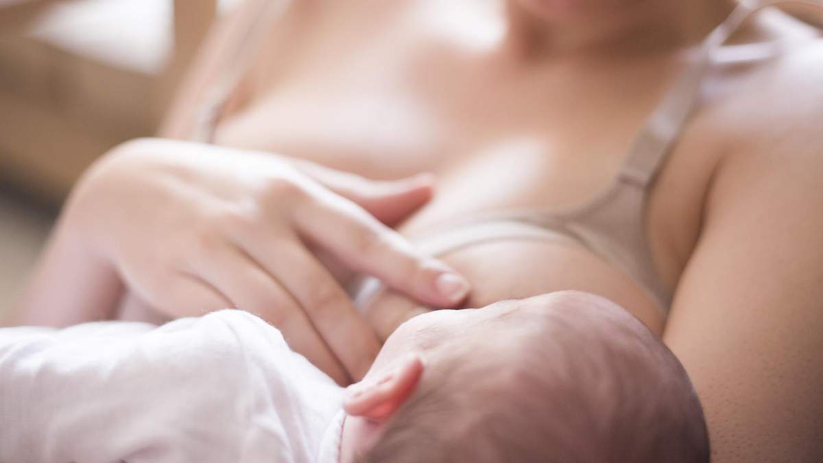 Грудне вигодовування - міфи про годування груддю