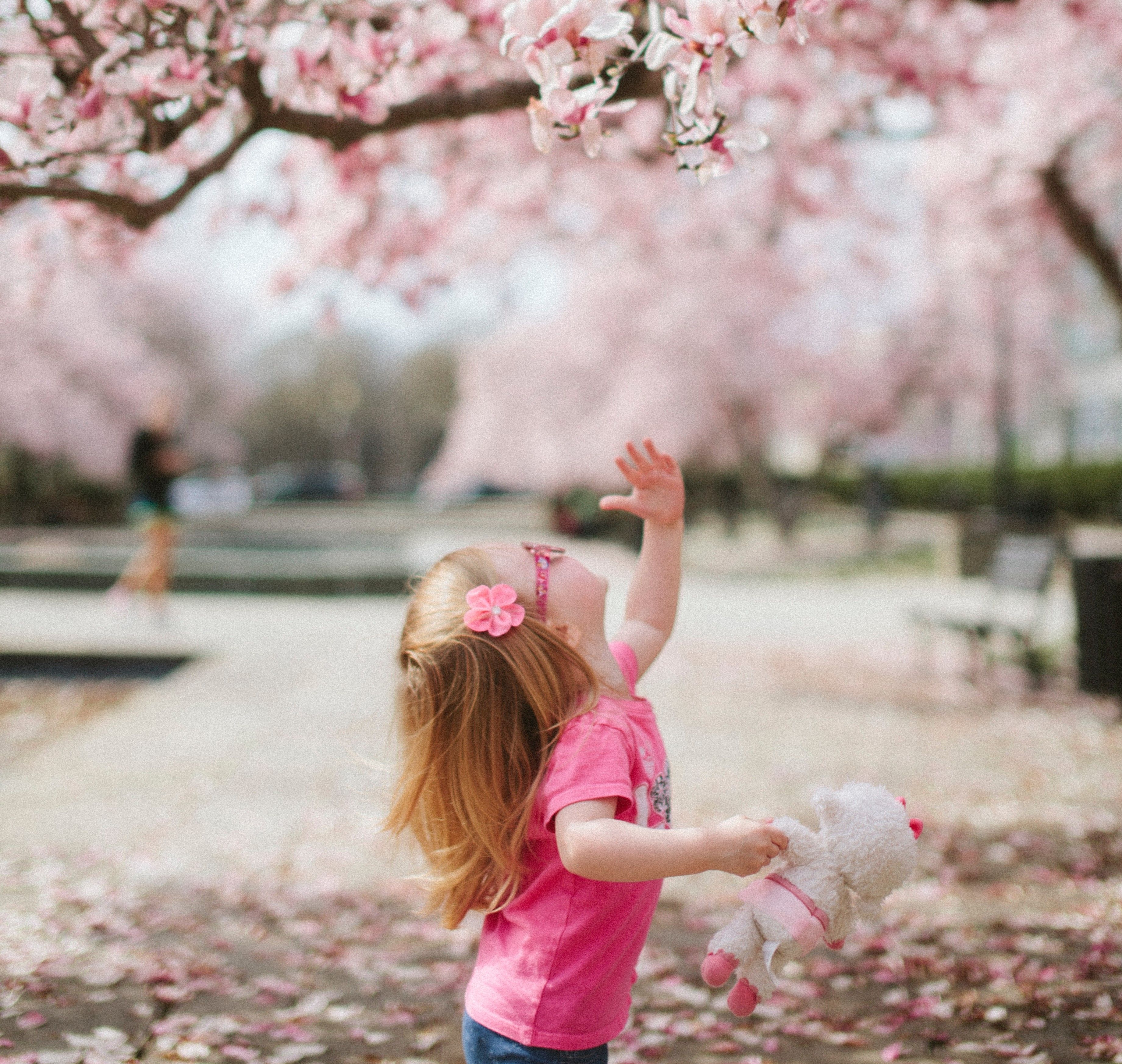 Діти та іграшки: милі фото Діти та іграшки: милі фото