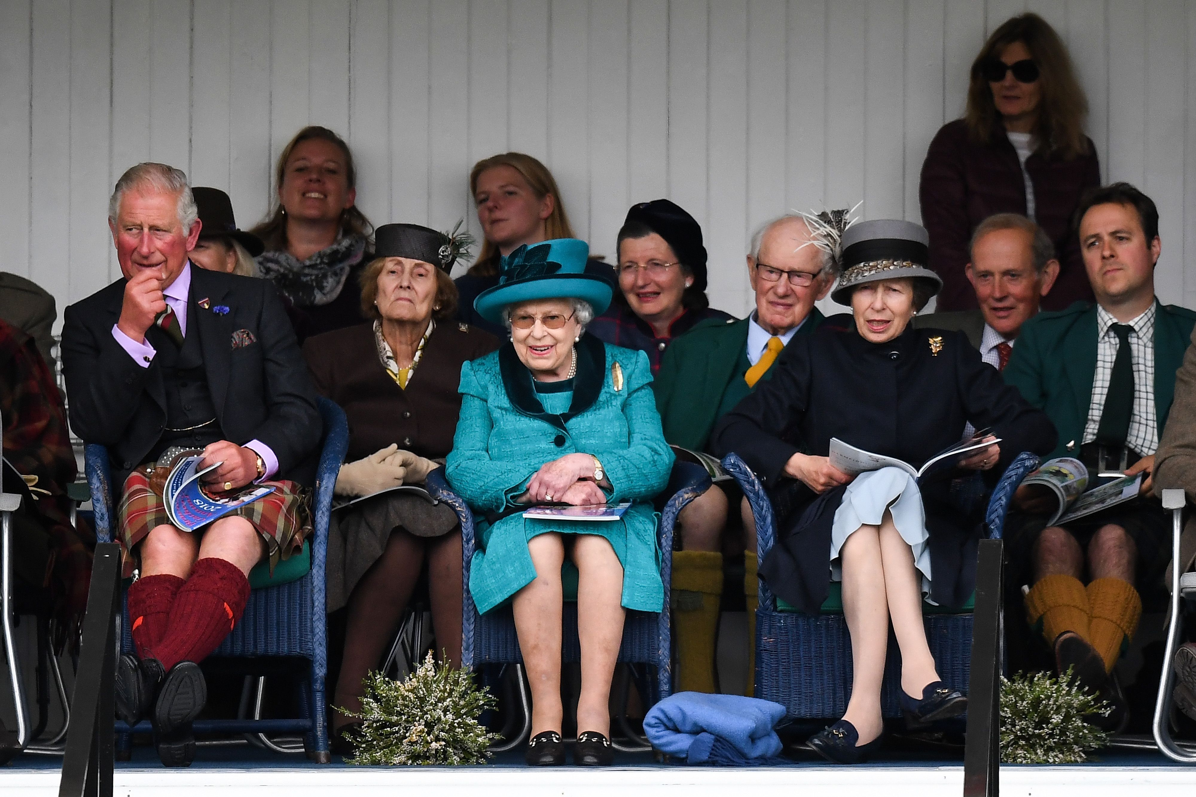 Королевская семья: принципы воспитания Королевская семья: принципы воспитания