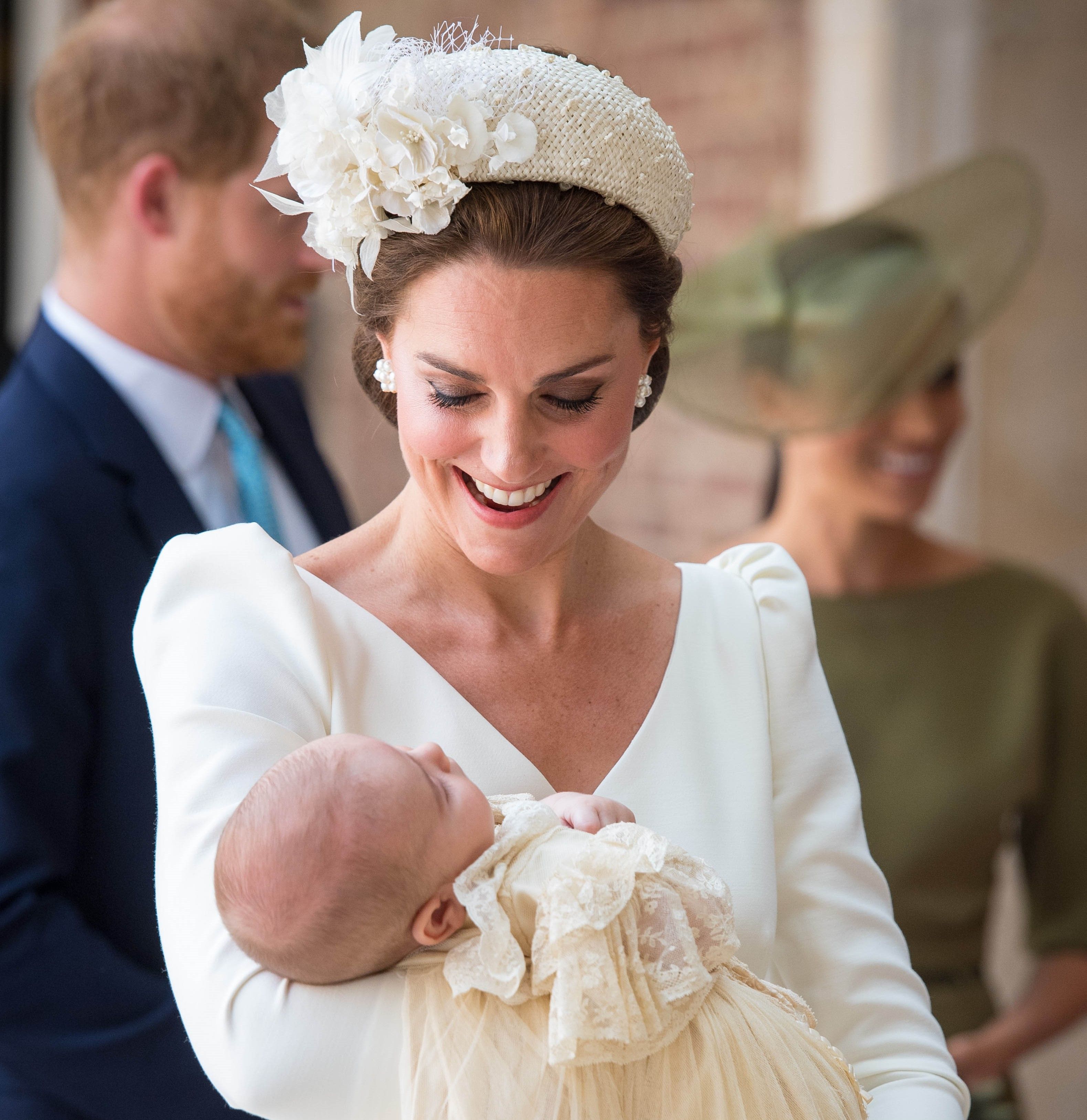 Кейт Миддлтон поразила рождественским фото Кейт Миддлтон поразила рождественским фото