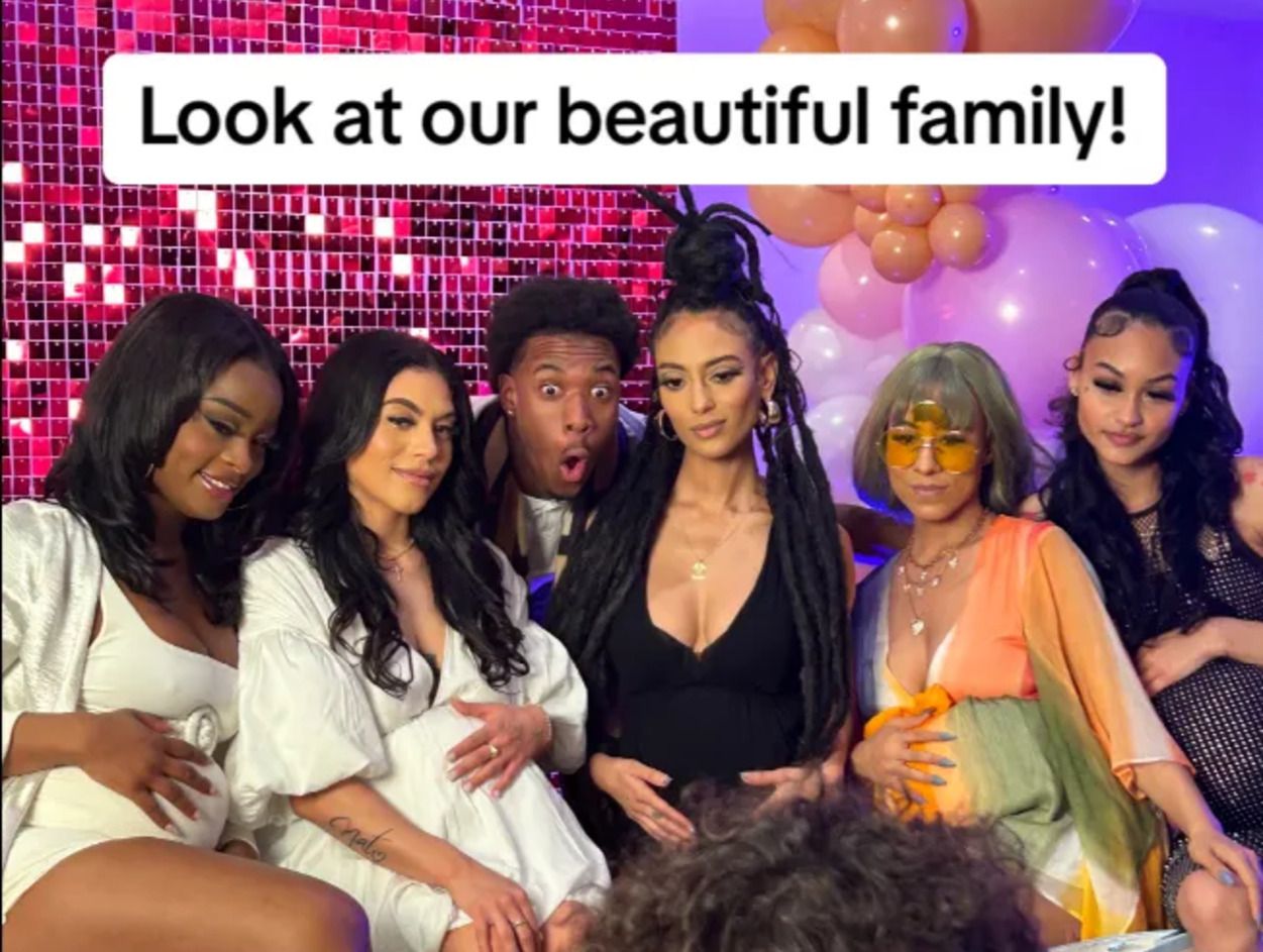 Музыкант оплодотворил 5 женщин одновременно Музыкант оплодотворил 5 женщин одновременно