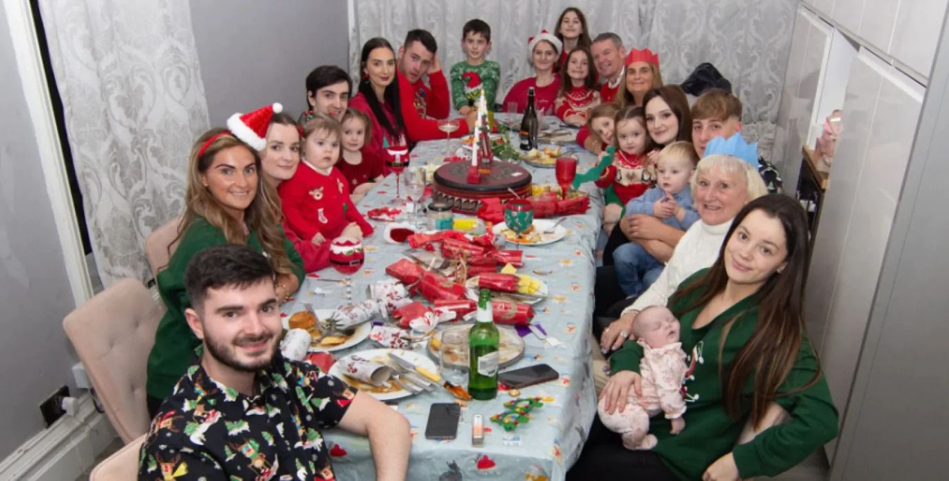 Сью та Ноель виховують 22 власних дітей Сью та Ноель виховують 22 власних дітей