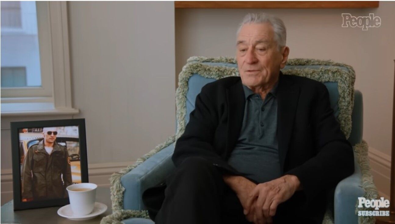 Де Ніро у 80 років насолоджується роллю молодого татуся Де Ніро у 80 років насолоджується роллю молодого татуся