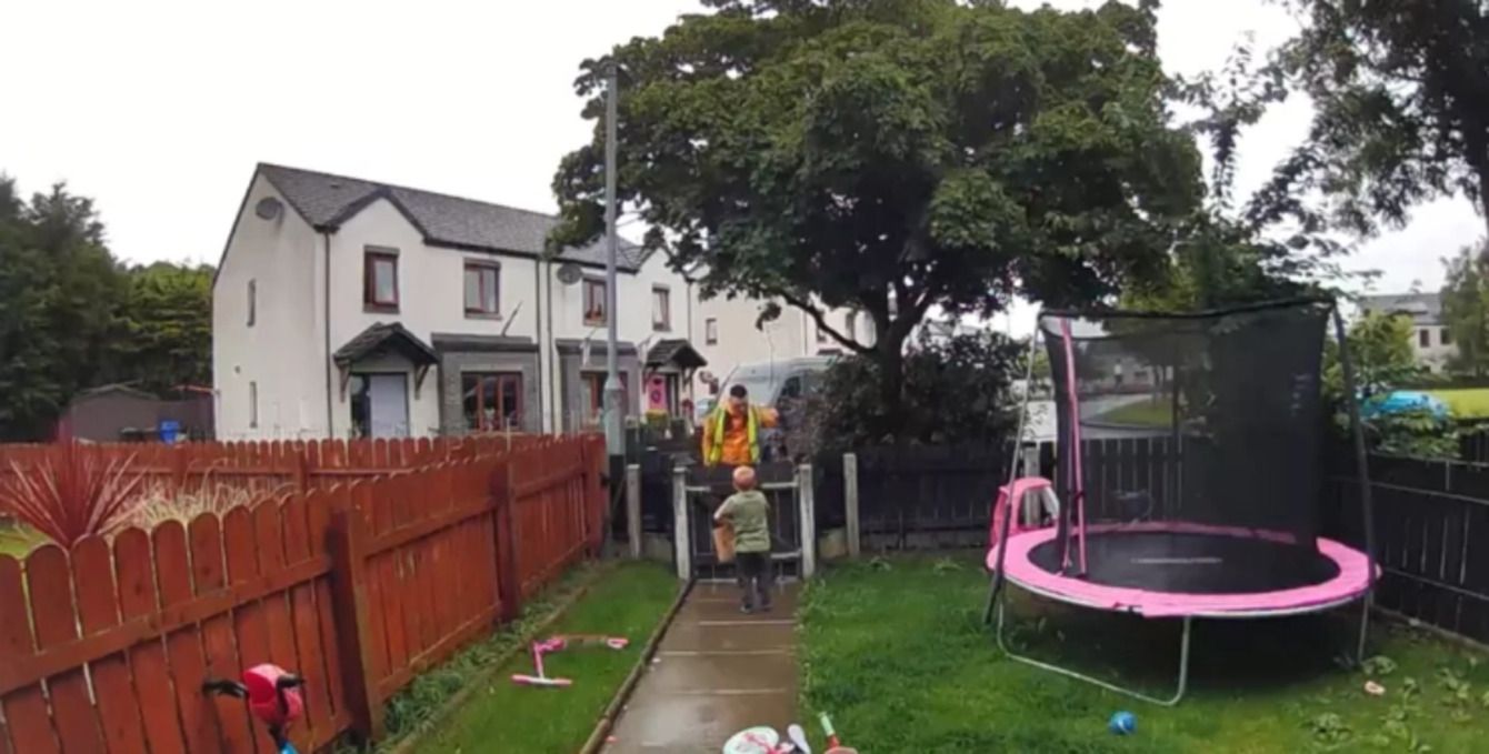 Хлопчик врятував життя матері  Хлопчик врятував життя матері